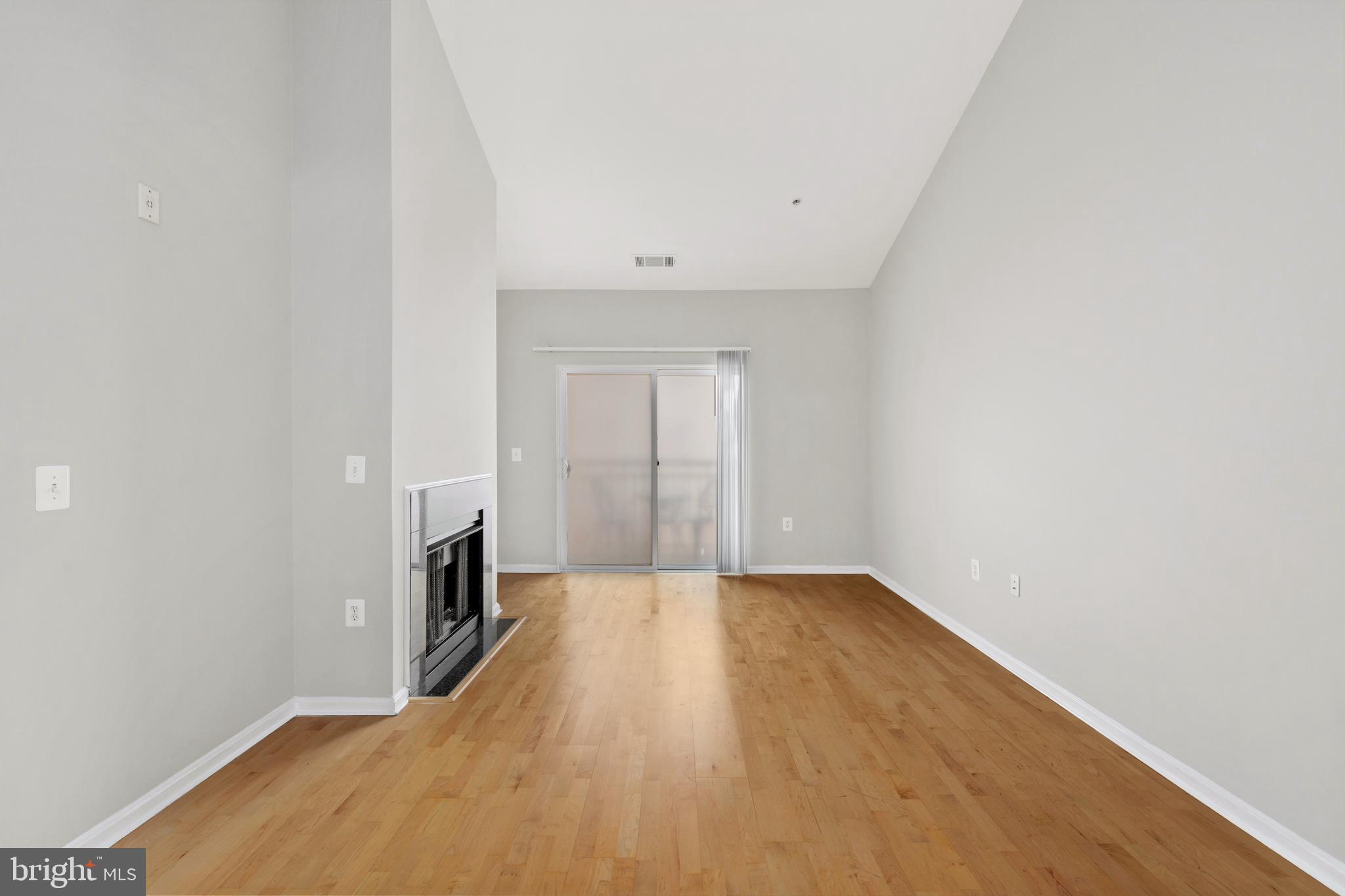 MARQUIS AT VIENNA STATION - Residential