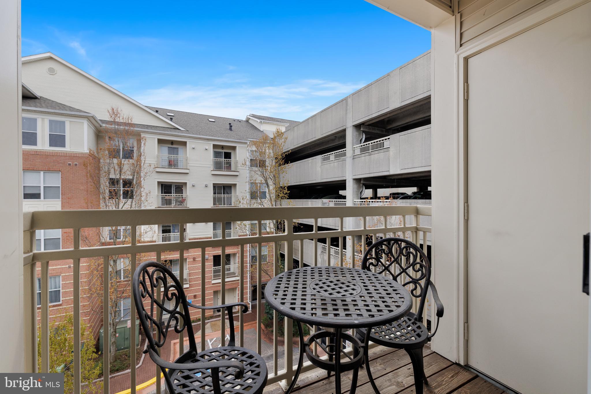 MARQUIS AT VIENNA STATION - Residential