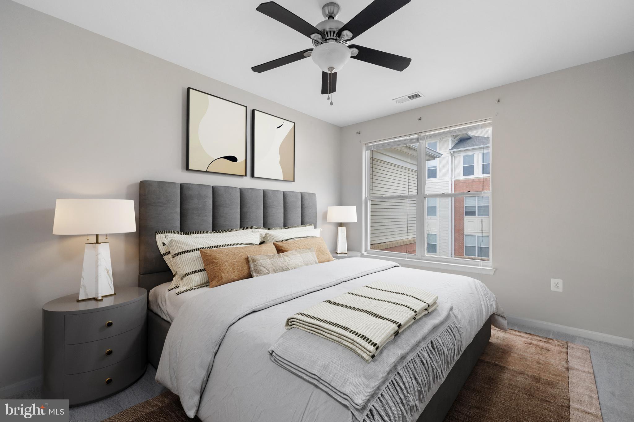 MARQUIS AT VIENNA STATION - Residential