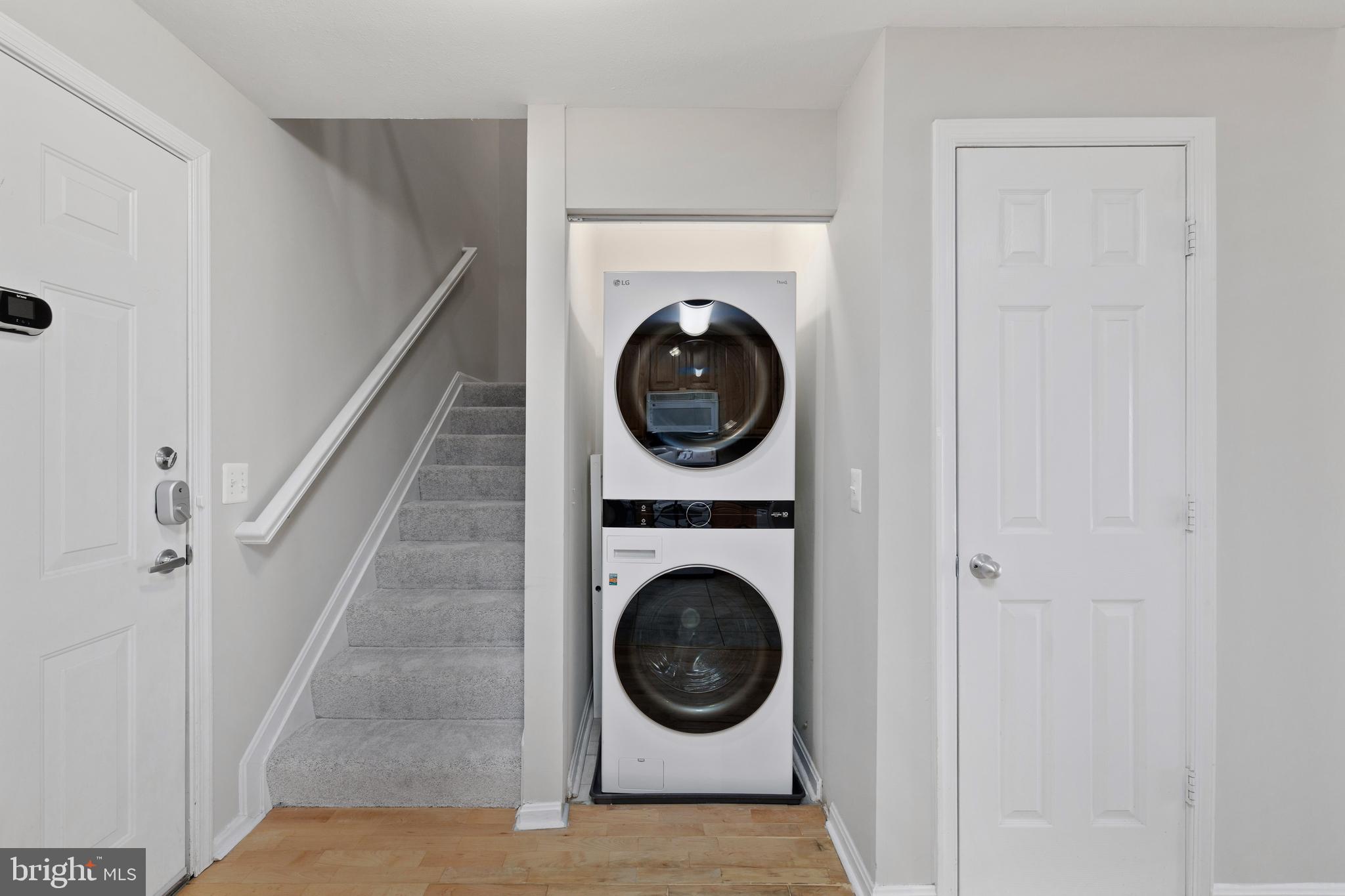 MARQUIS AT VIENNA STATION - Residential