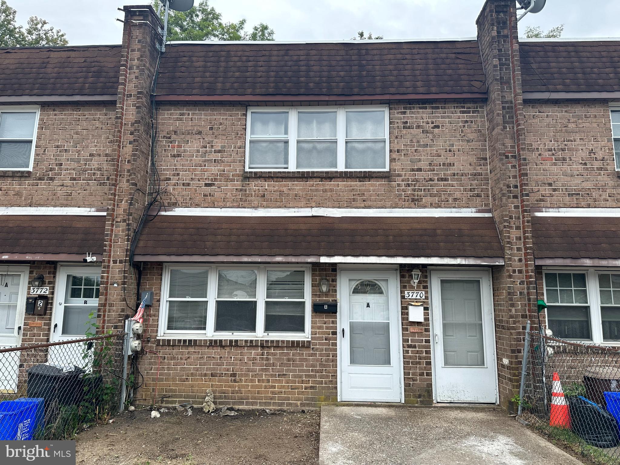 Great opportunity in Morrell Park! Newly renovated on the 1st floor with two bedroom, one and a half bath home. Beautiful new Kitchen with breakfast area, granite counter tops, and all new appliances. Features freshly painted interior with brand new floors. Beautiful new tile work in bathrooms. Includes central air, ceiling fans and 2 car parking. Applicants must have no criminal background, proof of income and no history of evictions. A new tenant will need 3 months rent to move in which includes First month rent, last month rent and one month for security deposit. Do not wait on this one! Make your appointment today.