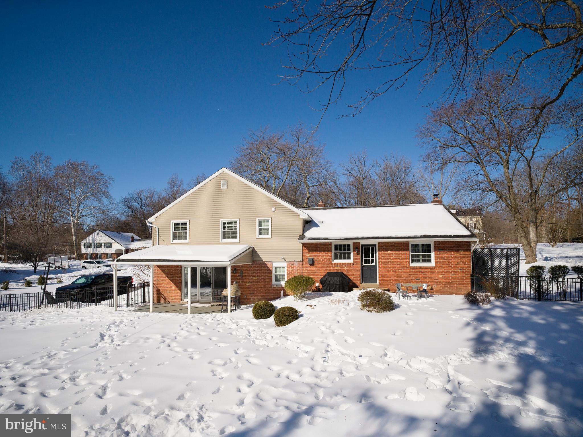 DEEPDALE - Residential