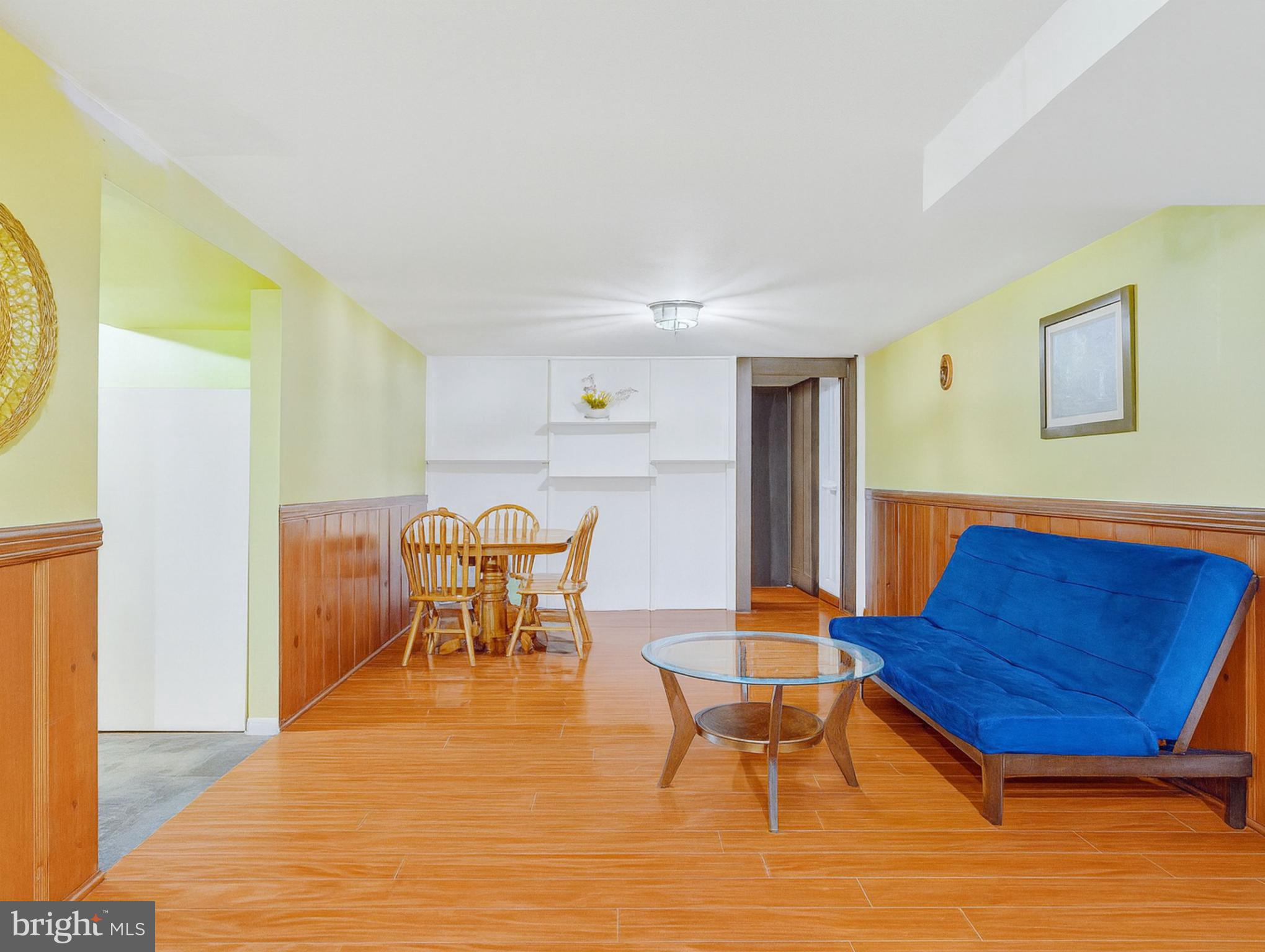 LANHAM WOODS - Residential