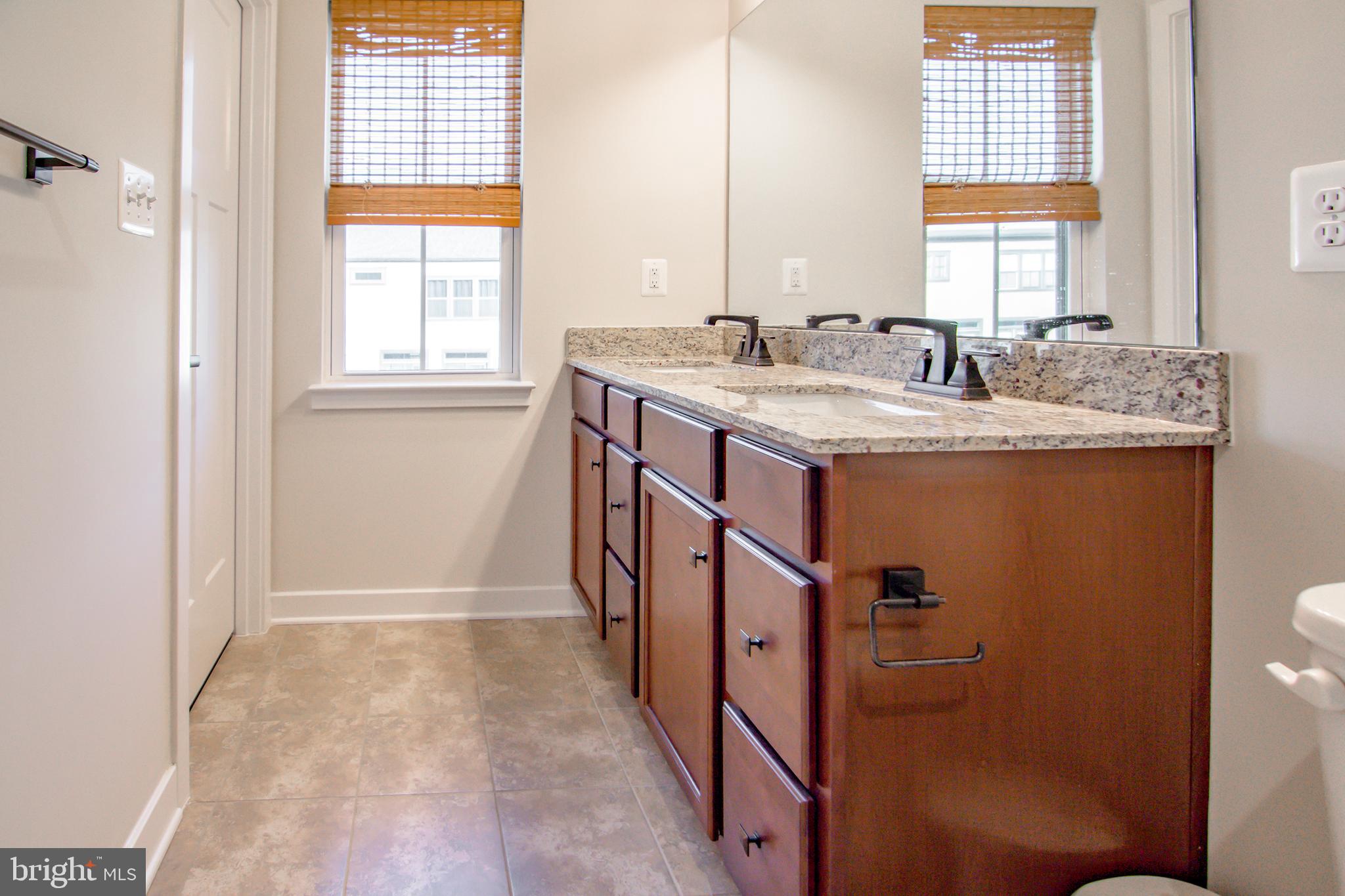 GREENLEIGH AT CROSSROADS - Residential Lease