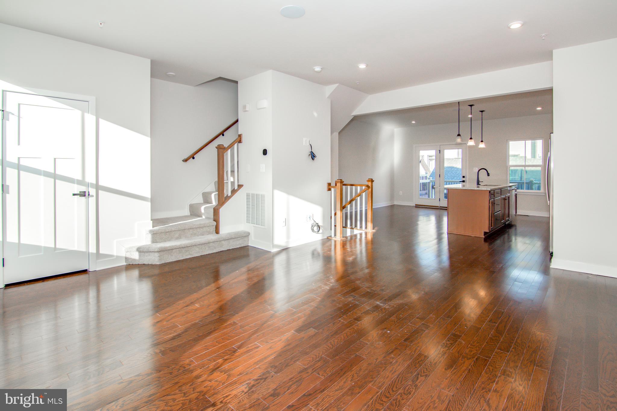 GREENLEIGH AT CROSSROADS - Residential Lease