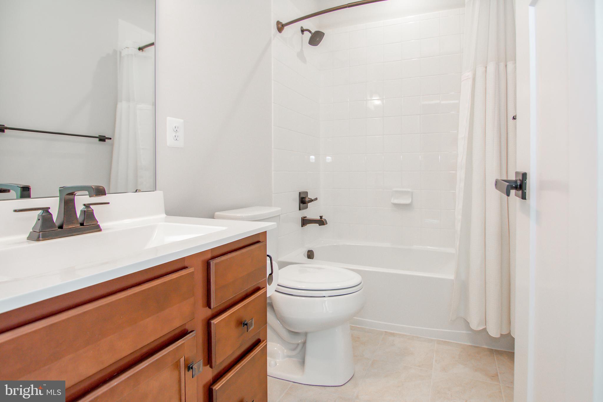 GREENLEIGH AT CROSSROADS - Residential Lease