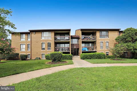 Photo of 541 Florida Avenue #101, HERNDON, VA 20170 (MLS # VAFX2333654)
