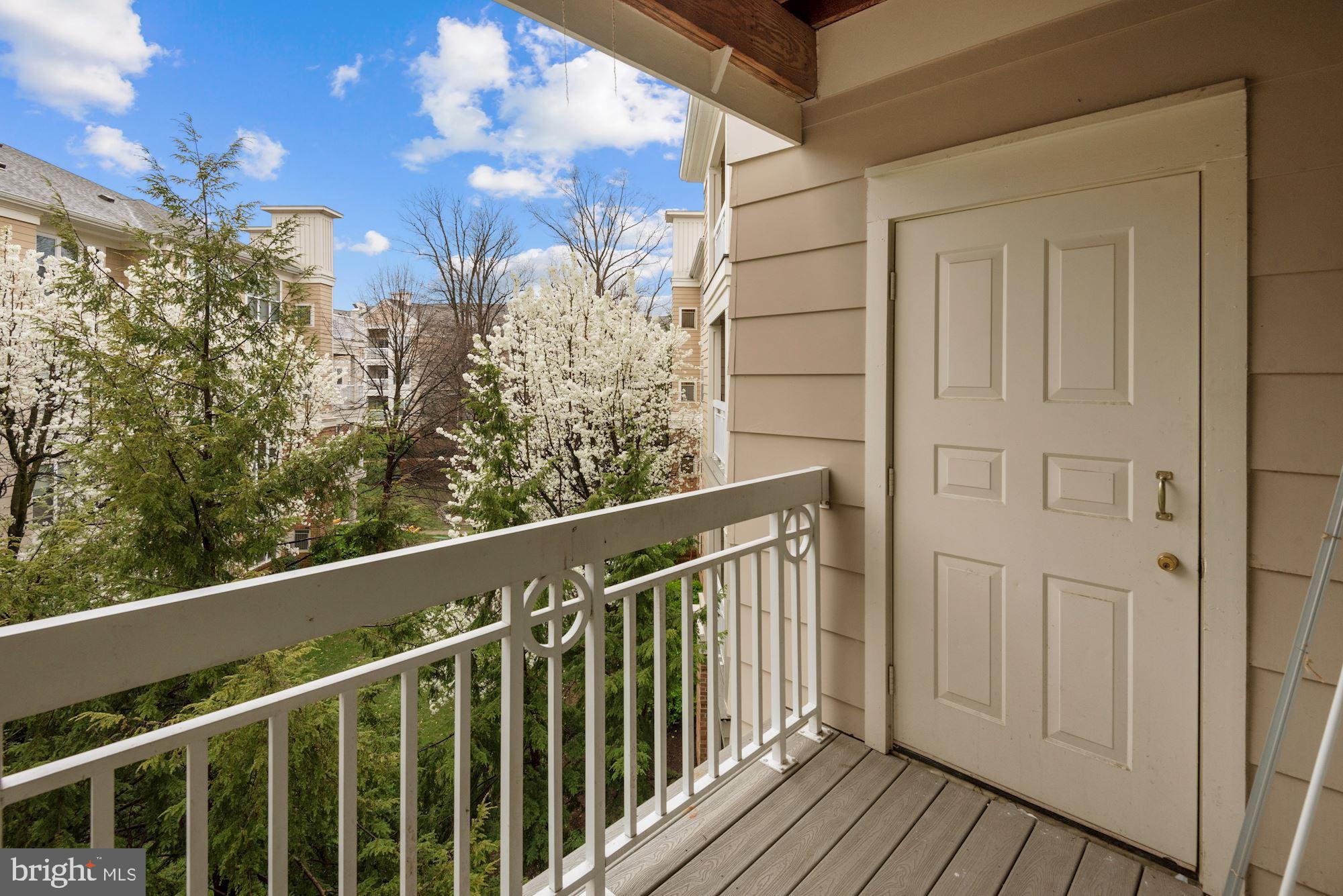 WORLDGATE CONDO - Residential Lease