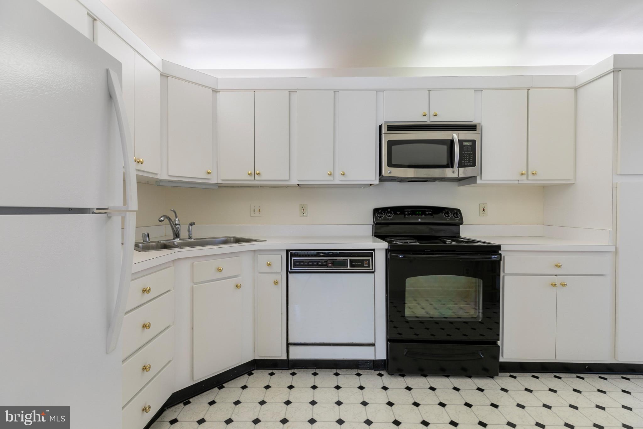 BRIGHTWOOD - Residential