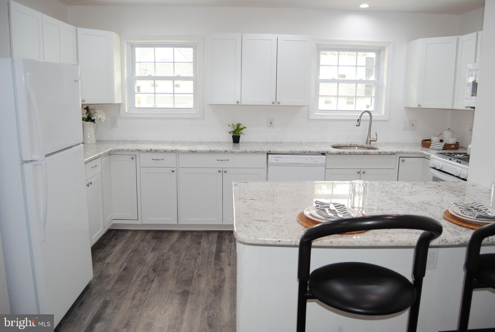 NORTH HILLS - Residential