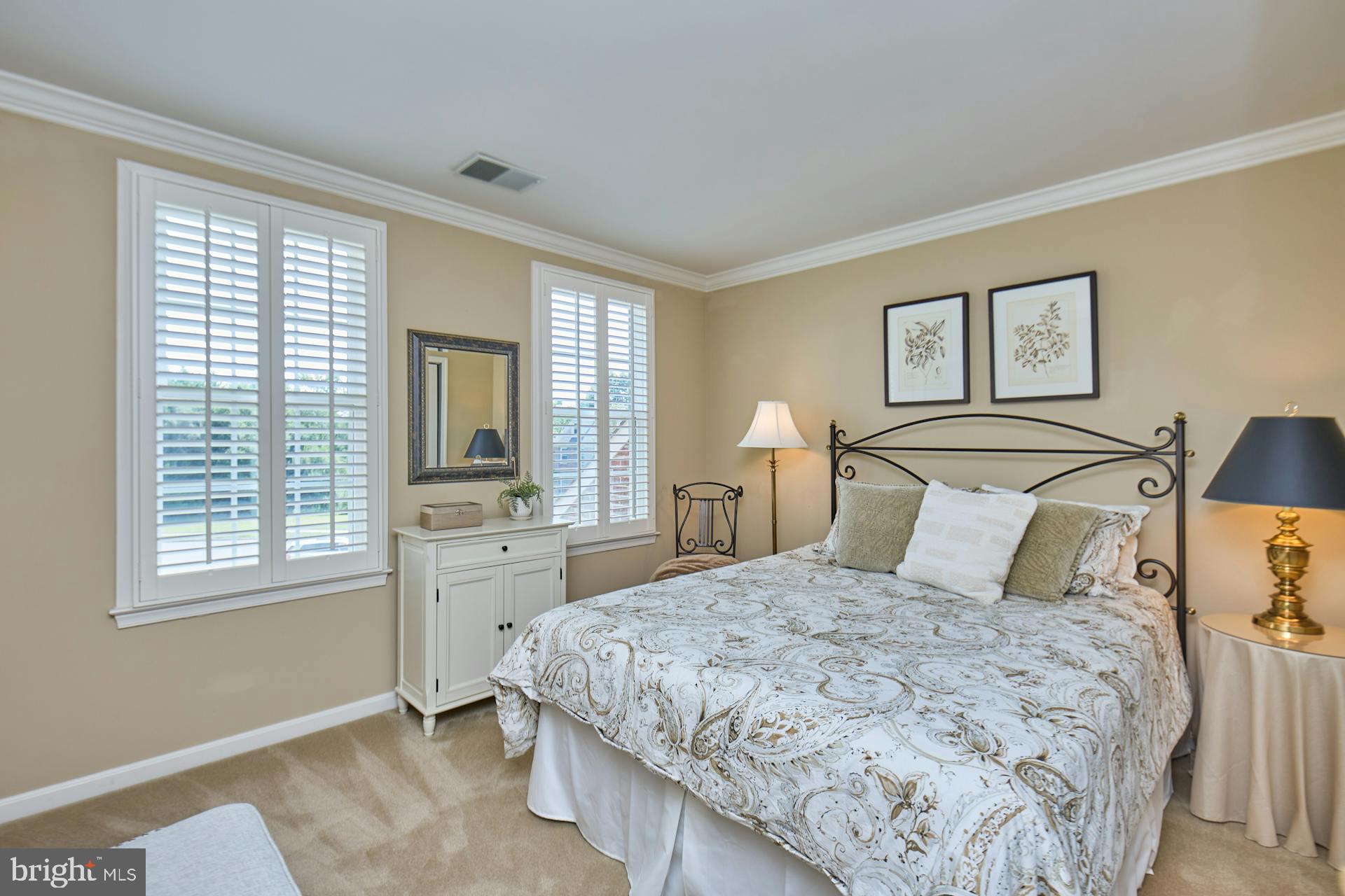 BARRINGTON - Residential