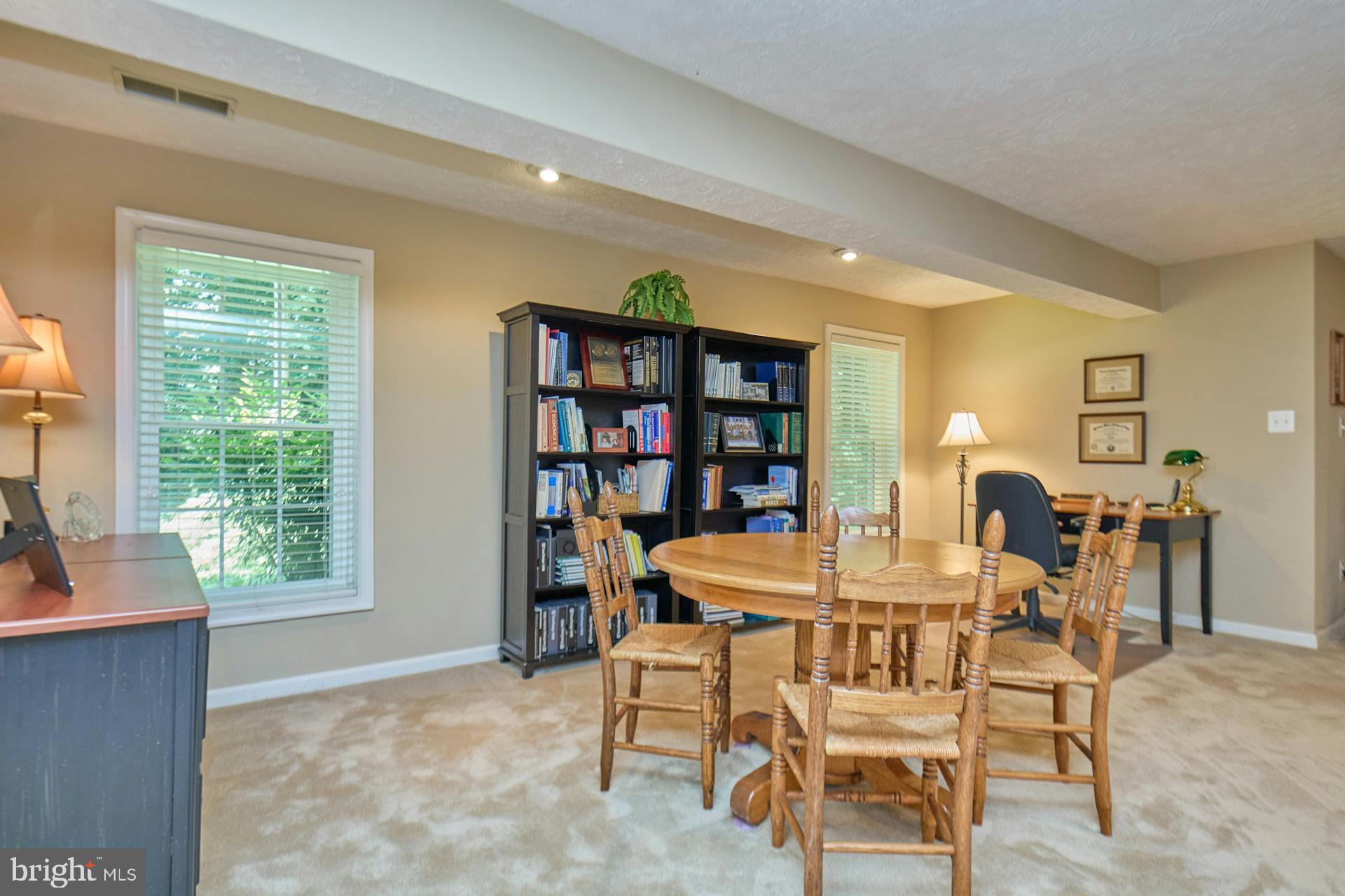 BARRINGTON - Residential