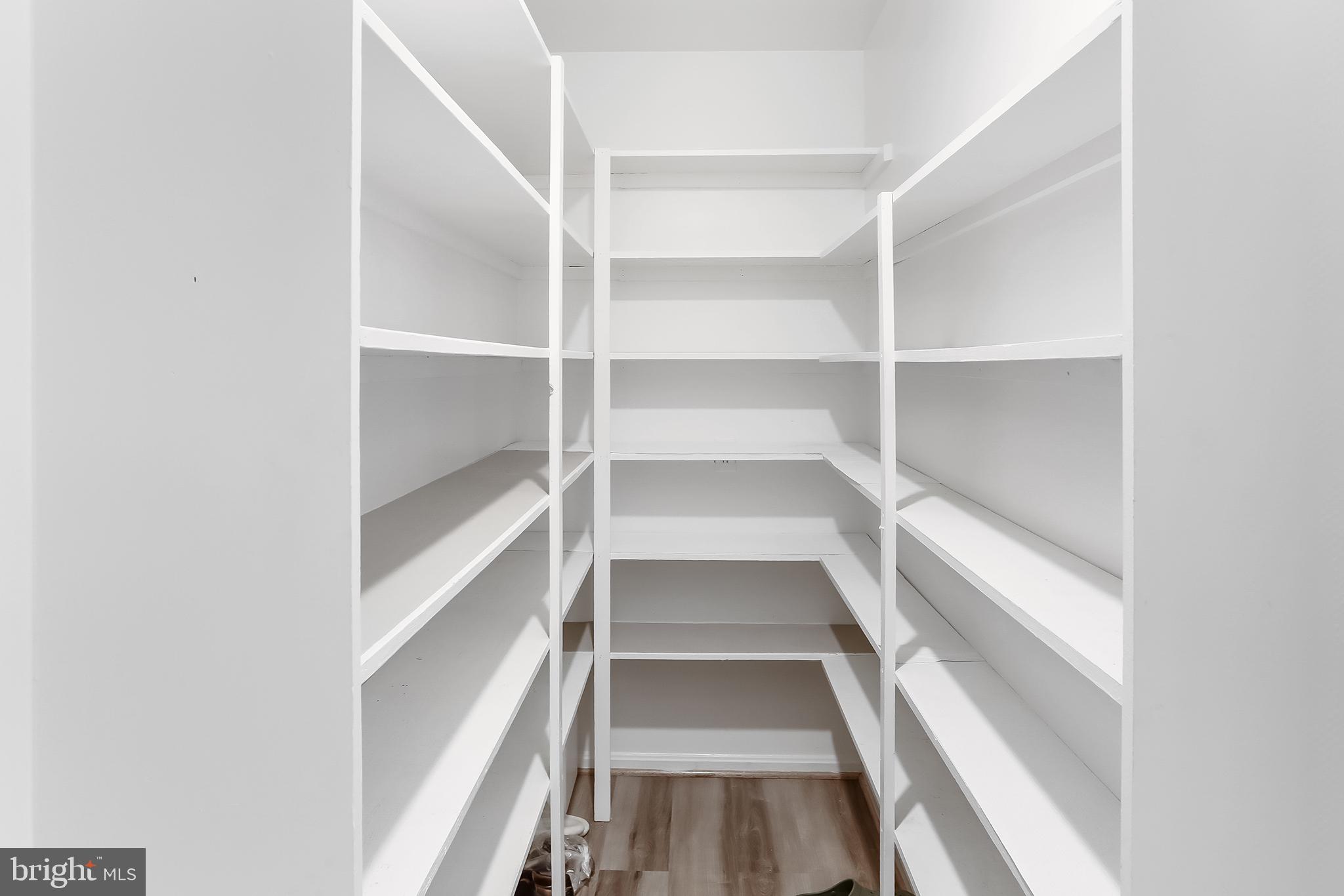 NOKES/BRENTS/TRN - Residential