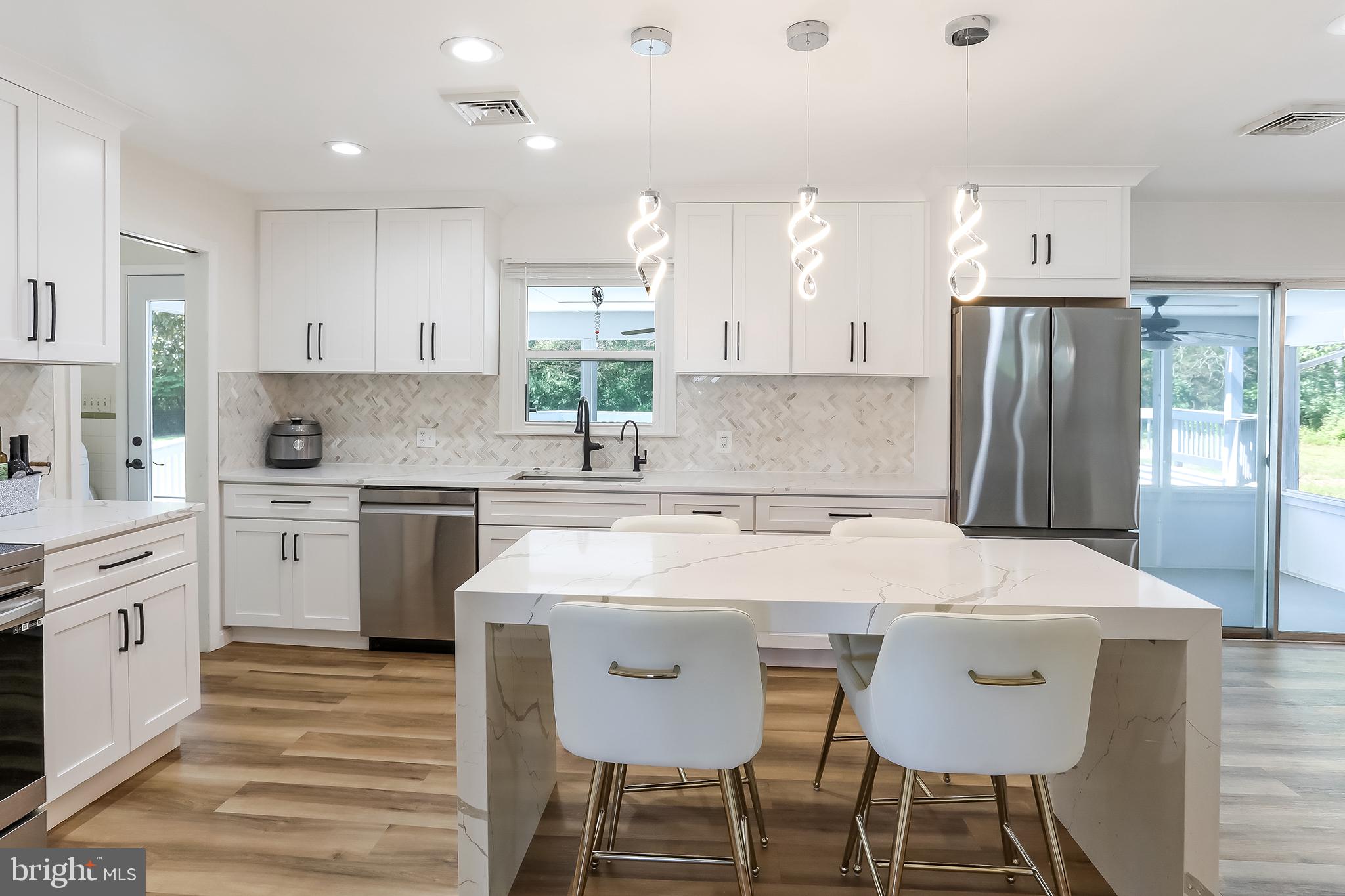 NOKES/BRENTS/TRN - Residential