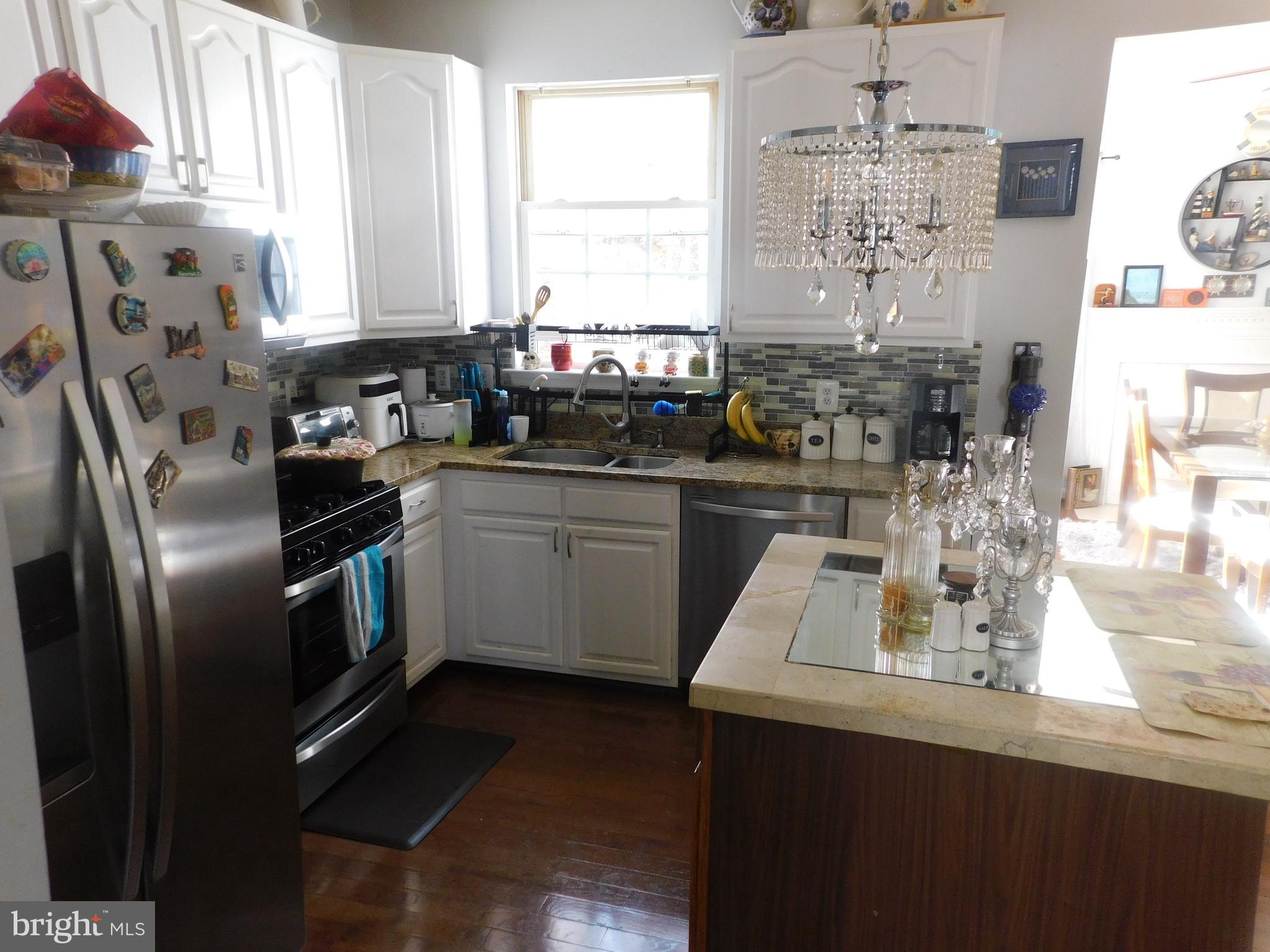 MOSBY RIDGE CONDO - Residential Lease