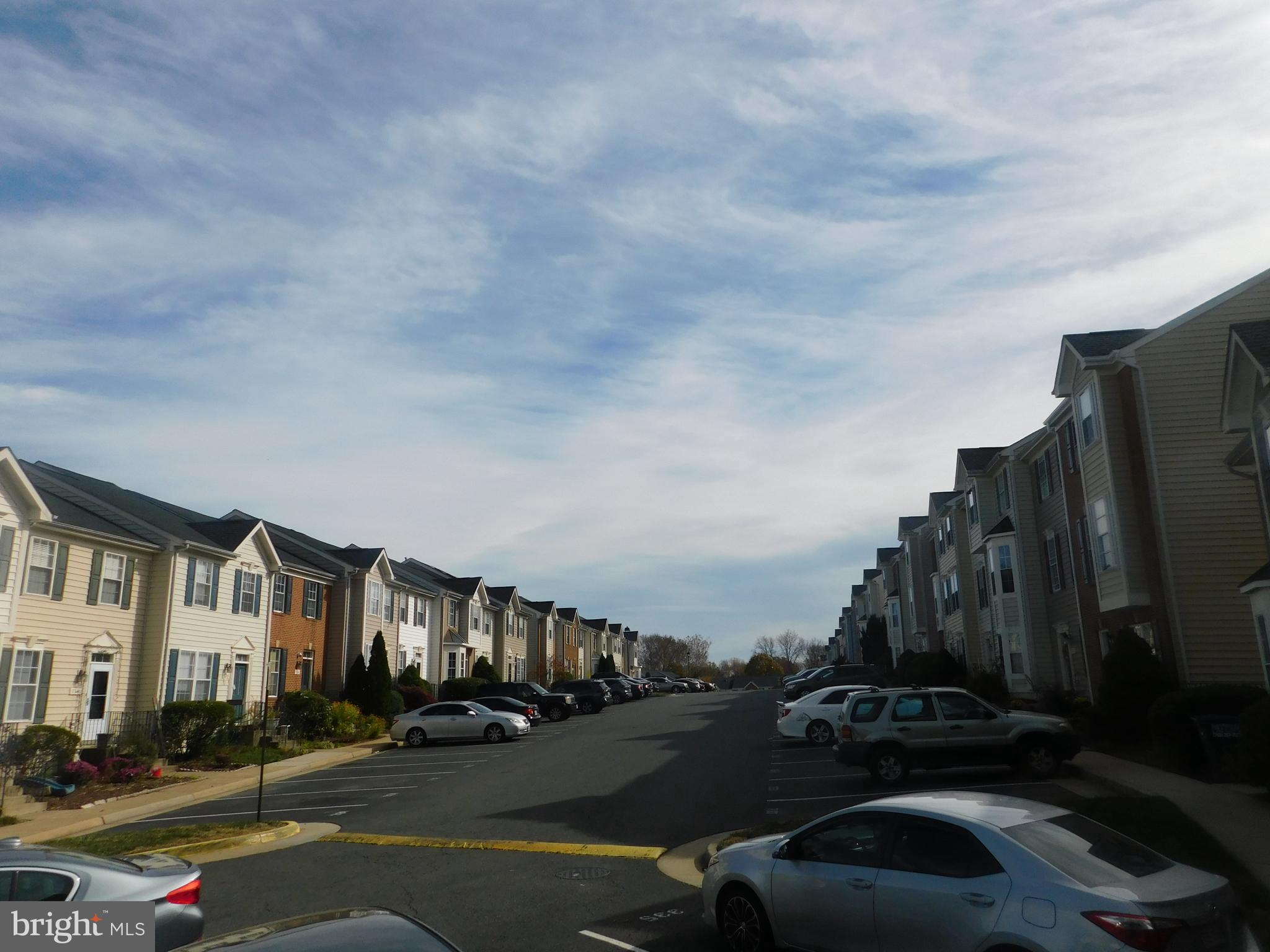 MOSBY RIDGE CONDO - Residential Lease