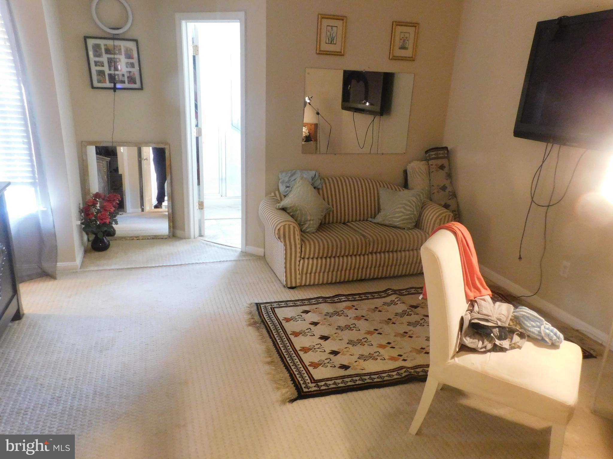 MOSBY RIDGE CONDO - Residential Lease