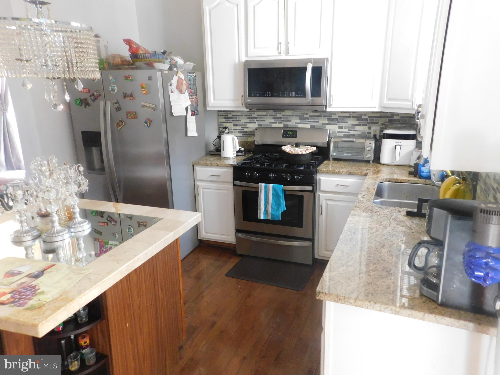 MOSBY RIDGE CONDO - Residential Lease