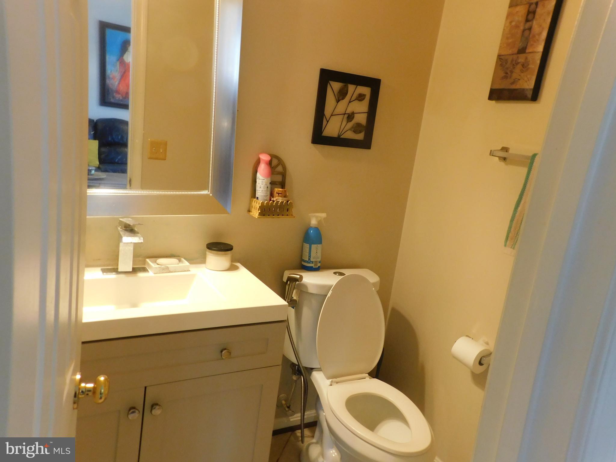 MOSBY RIDGE CONDO - Residential Lease