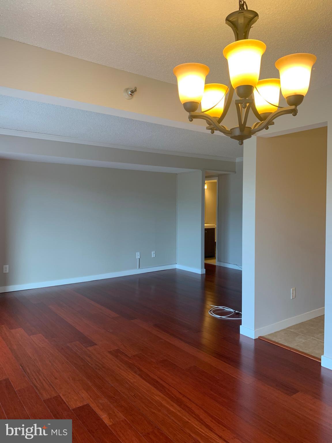 CHELSEA TOWERS - Residential Lease