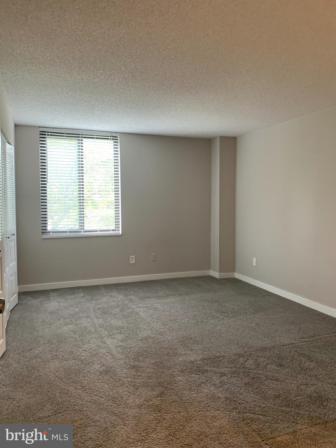 CHELSEA TOWERS - Residential Lease