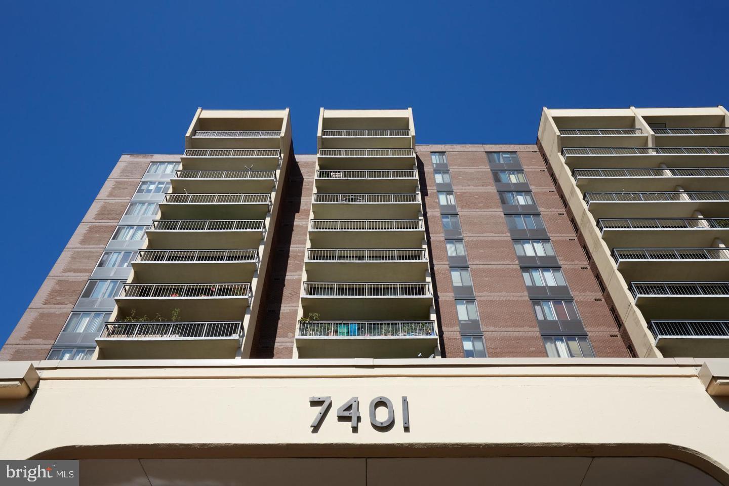 CHELSEA TOWERS - Residential Lease