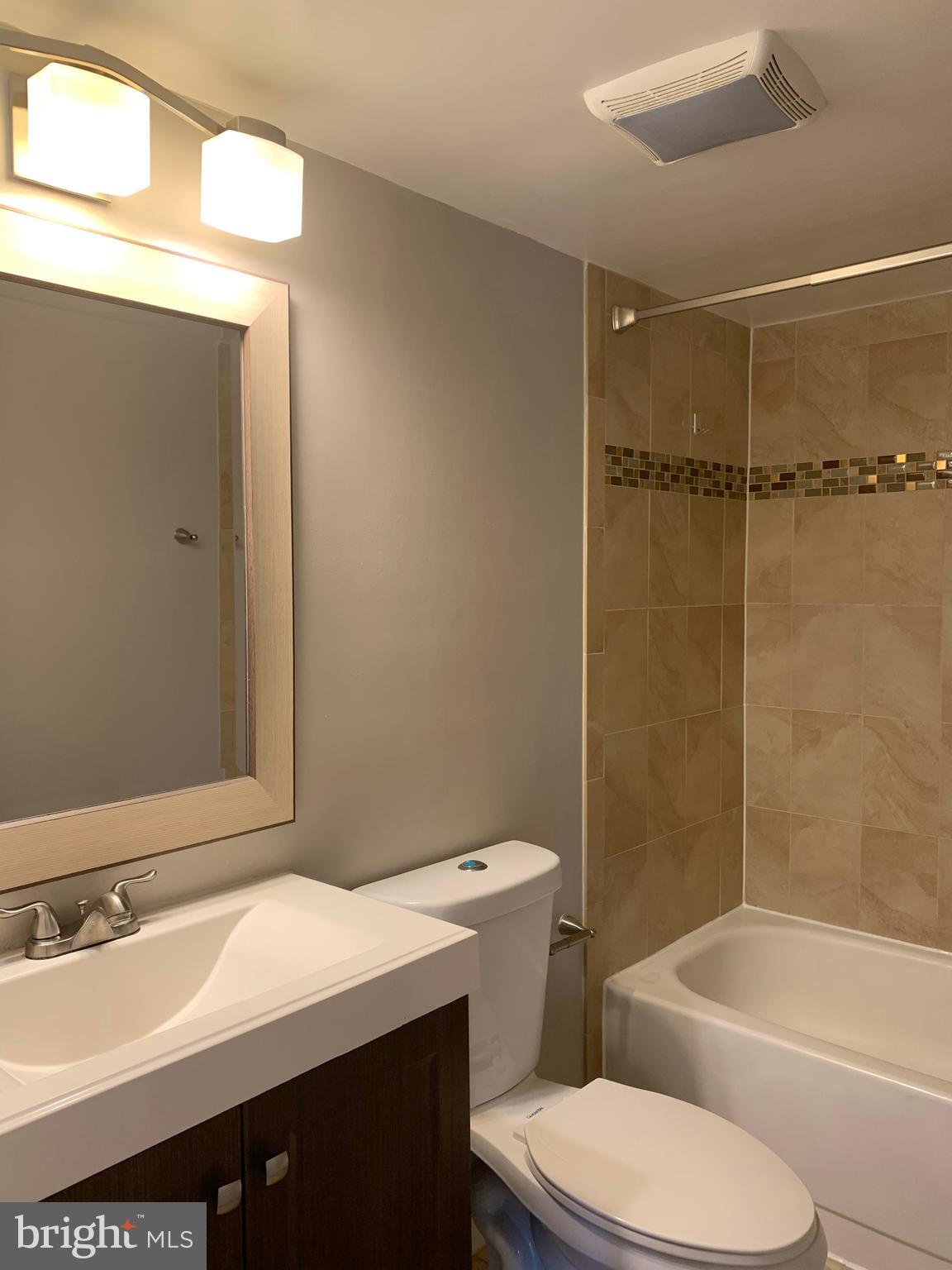 CHELSEA TOWERS - Residential Lease