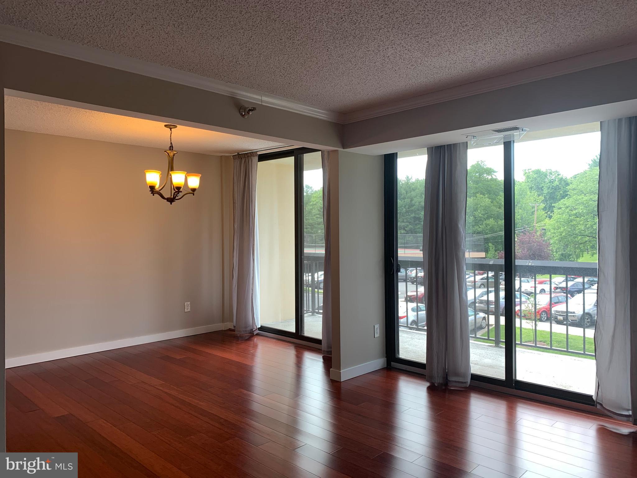 CHELSEA TOWERS - Residential Lease