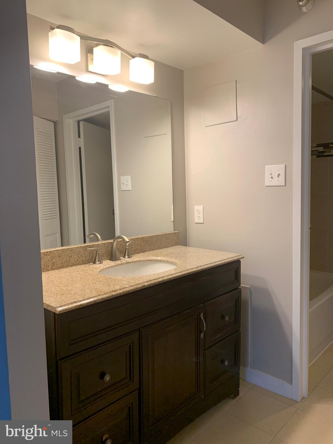 CHELSEA TOWERS - Residential Lease