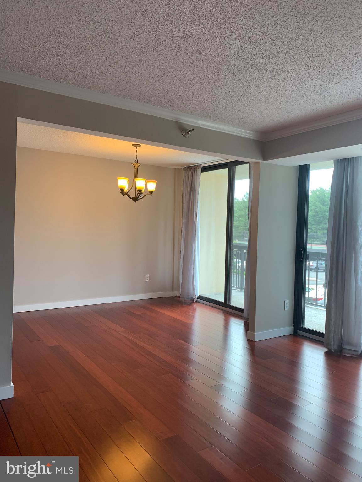 CHELSEA TOWERS - Residential Lease