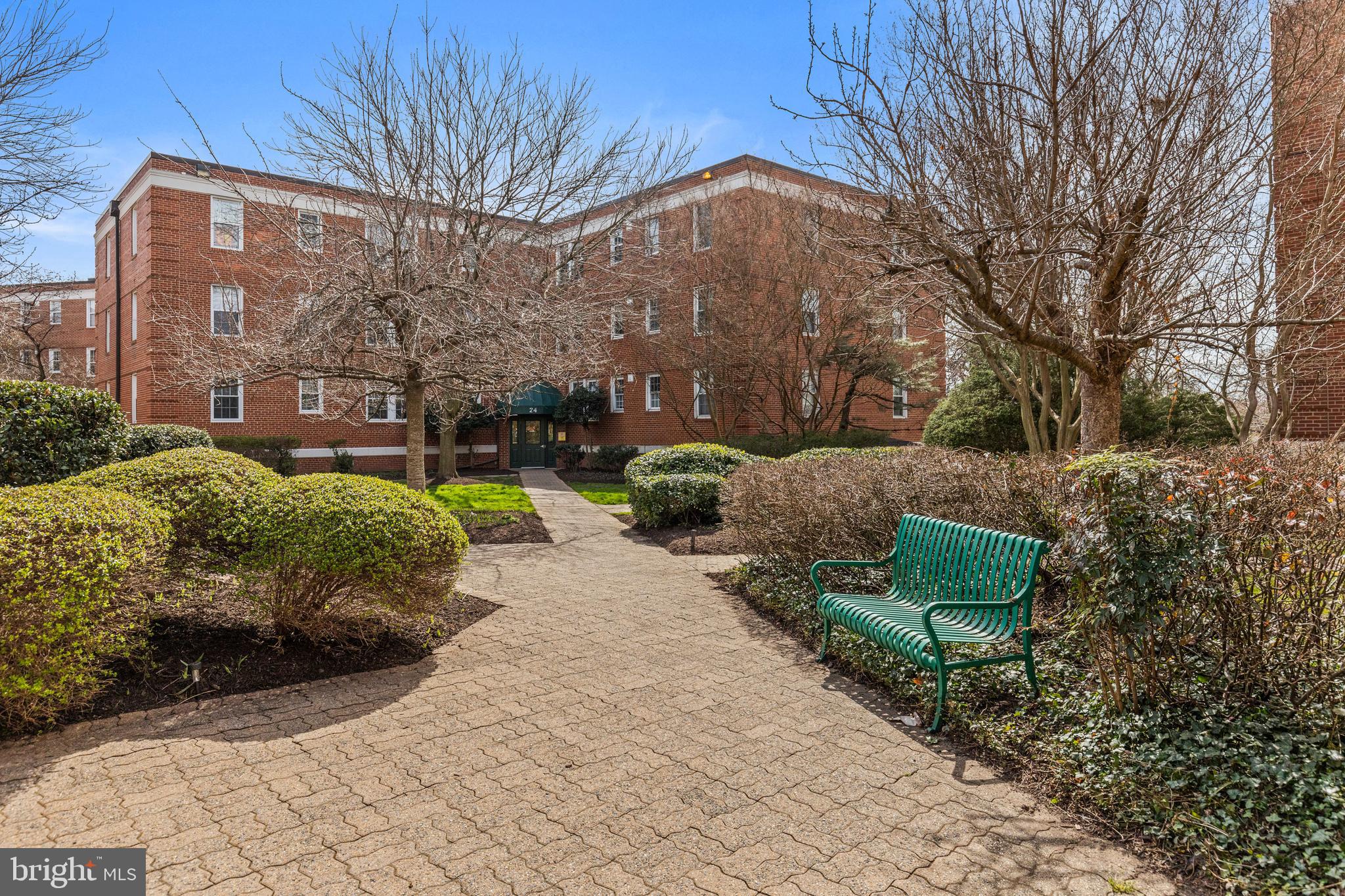 ARBORS OF ARLINGTON - Residential