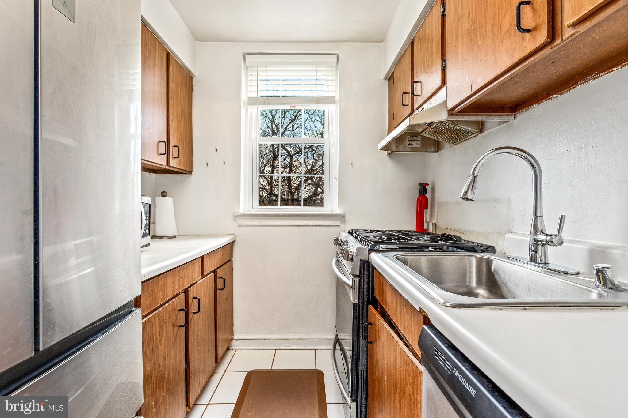 ARBORS OF ARLINGTON - Residential