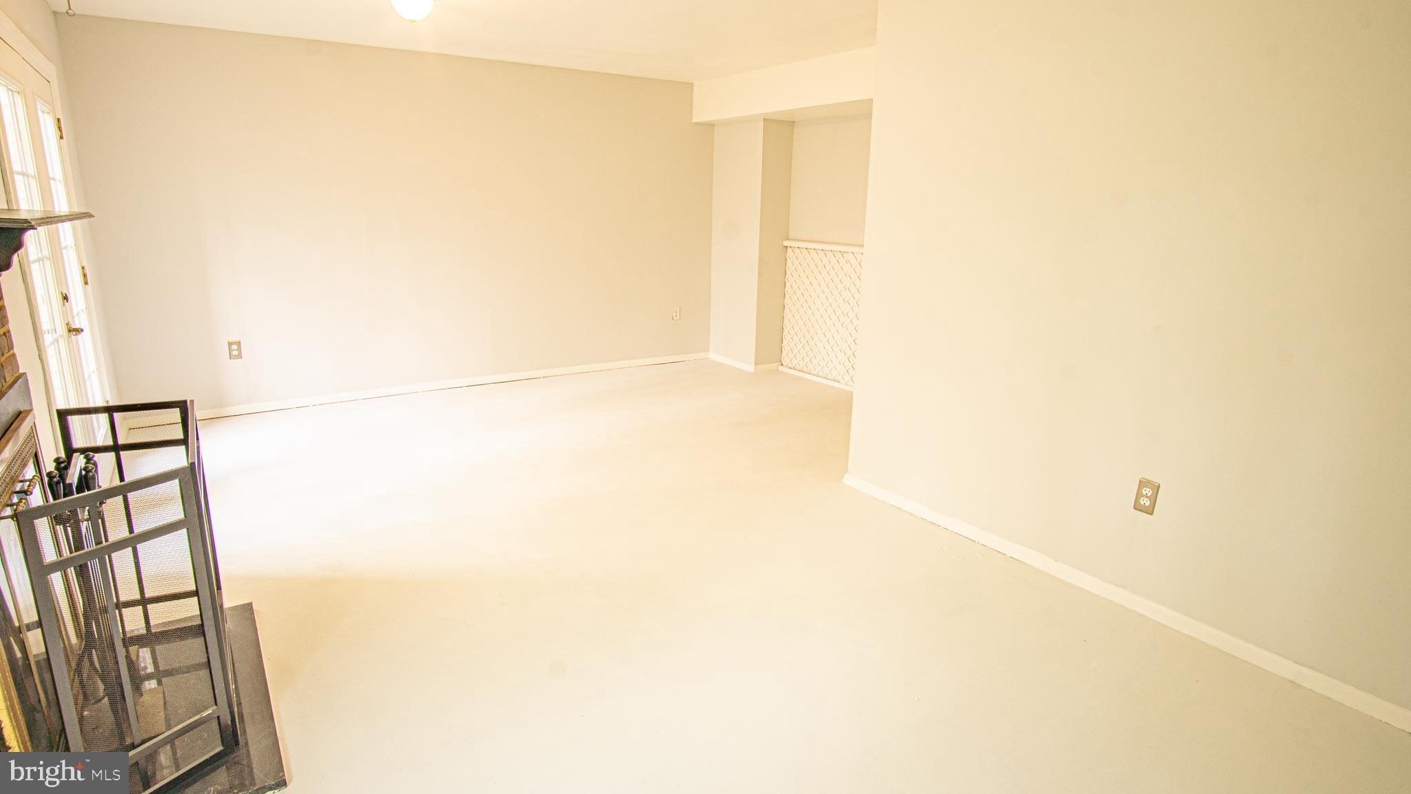 ROLLING BROOK - Residential