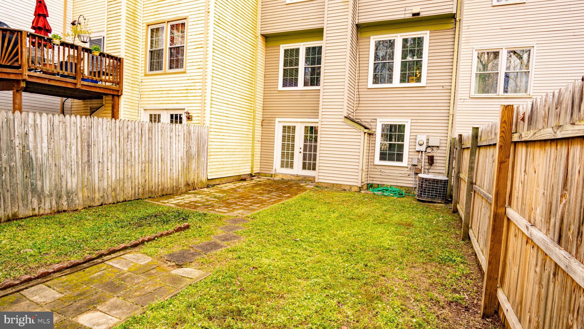 ROLLING BROOK - Residential