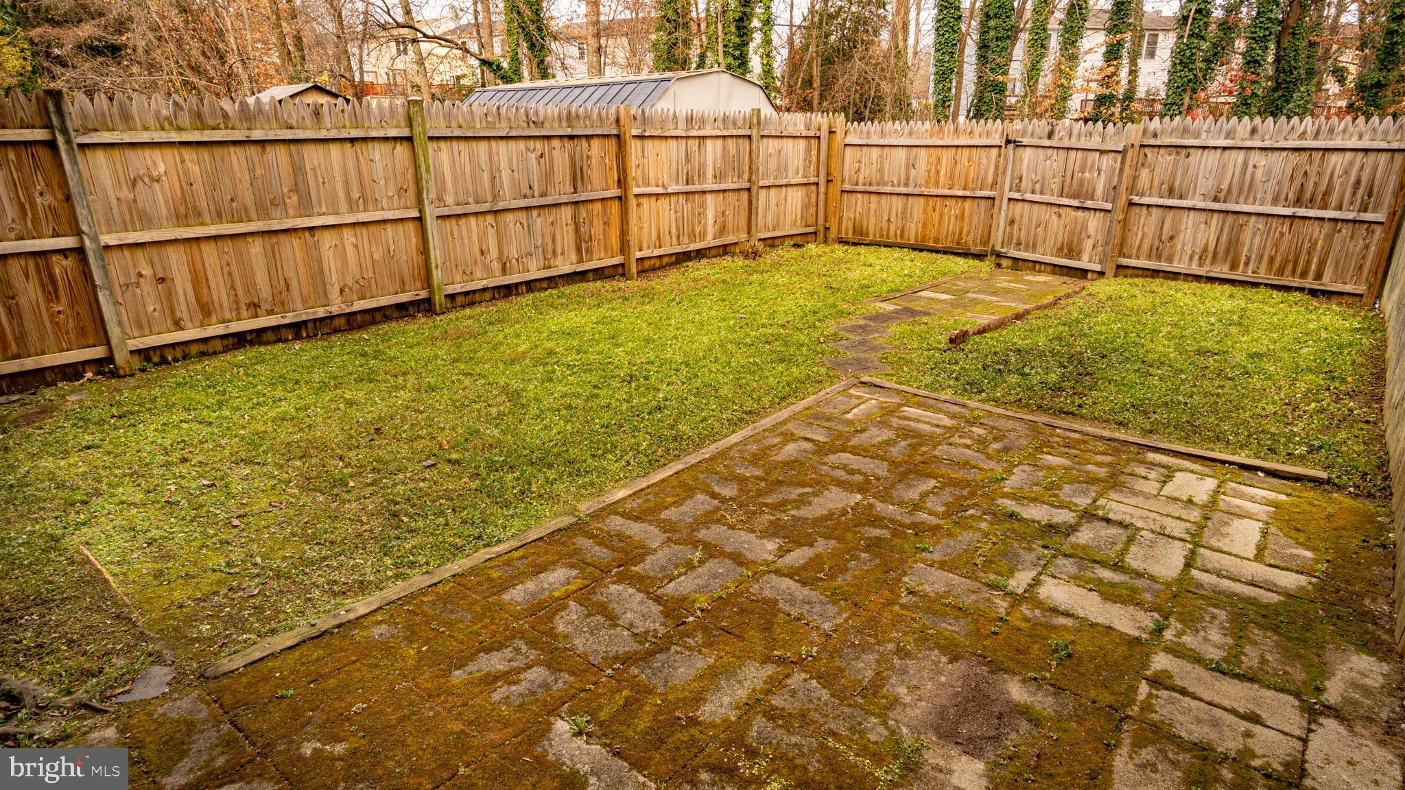 ROLLING BROOK - Residential