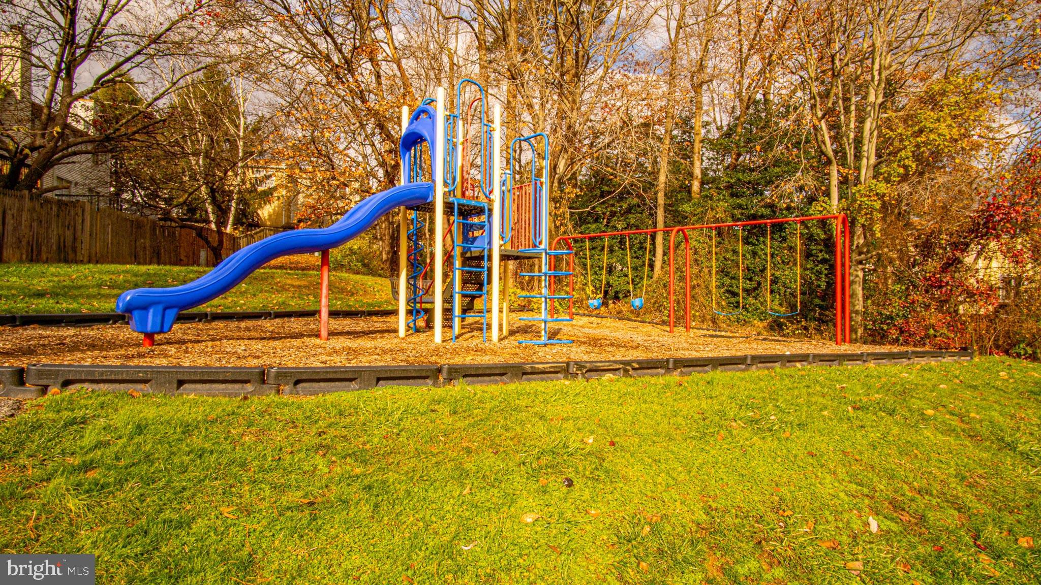 ROLLING BROOK - Residential