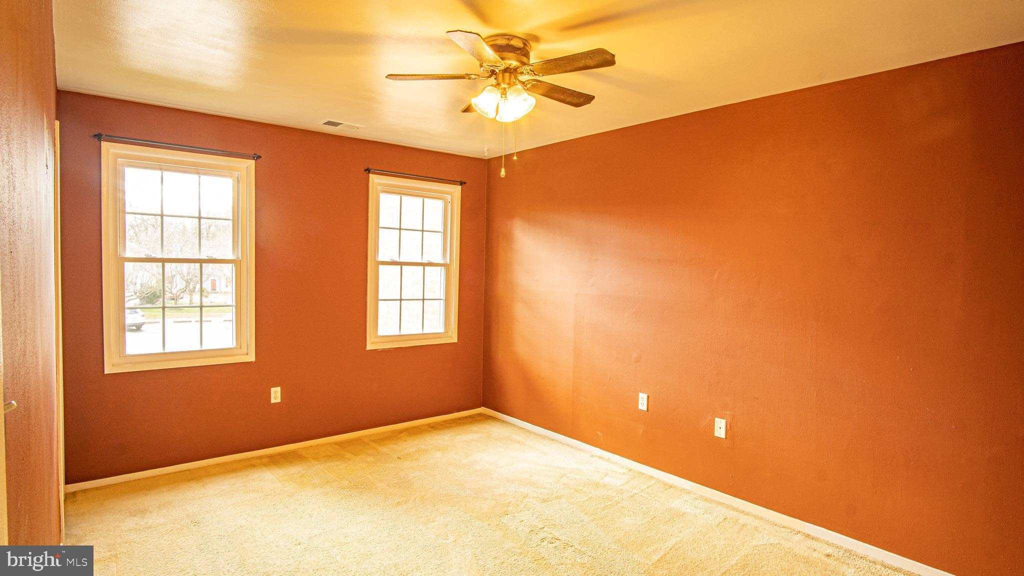 ROLLING BROOK - Residential