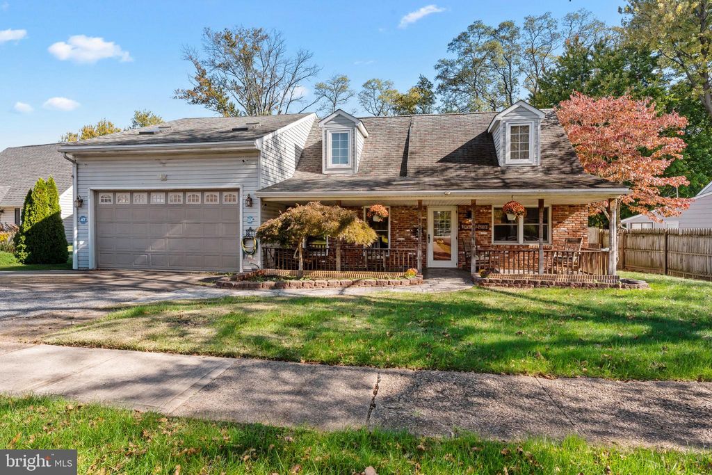 Photo of 212 Plumbridge Drive, LEVITTOWN, PA 19056 (MLS # PABU2108394)