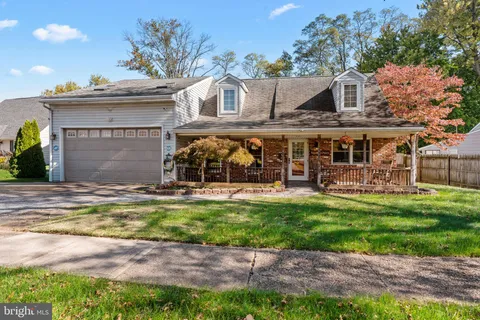 212 Plumbridge Drive, Levittown, PA MLS: PABU2108394