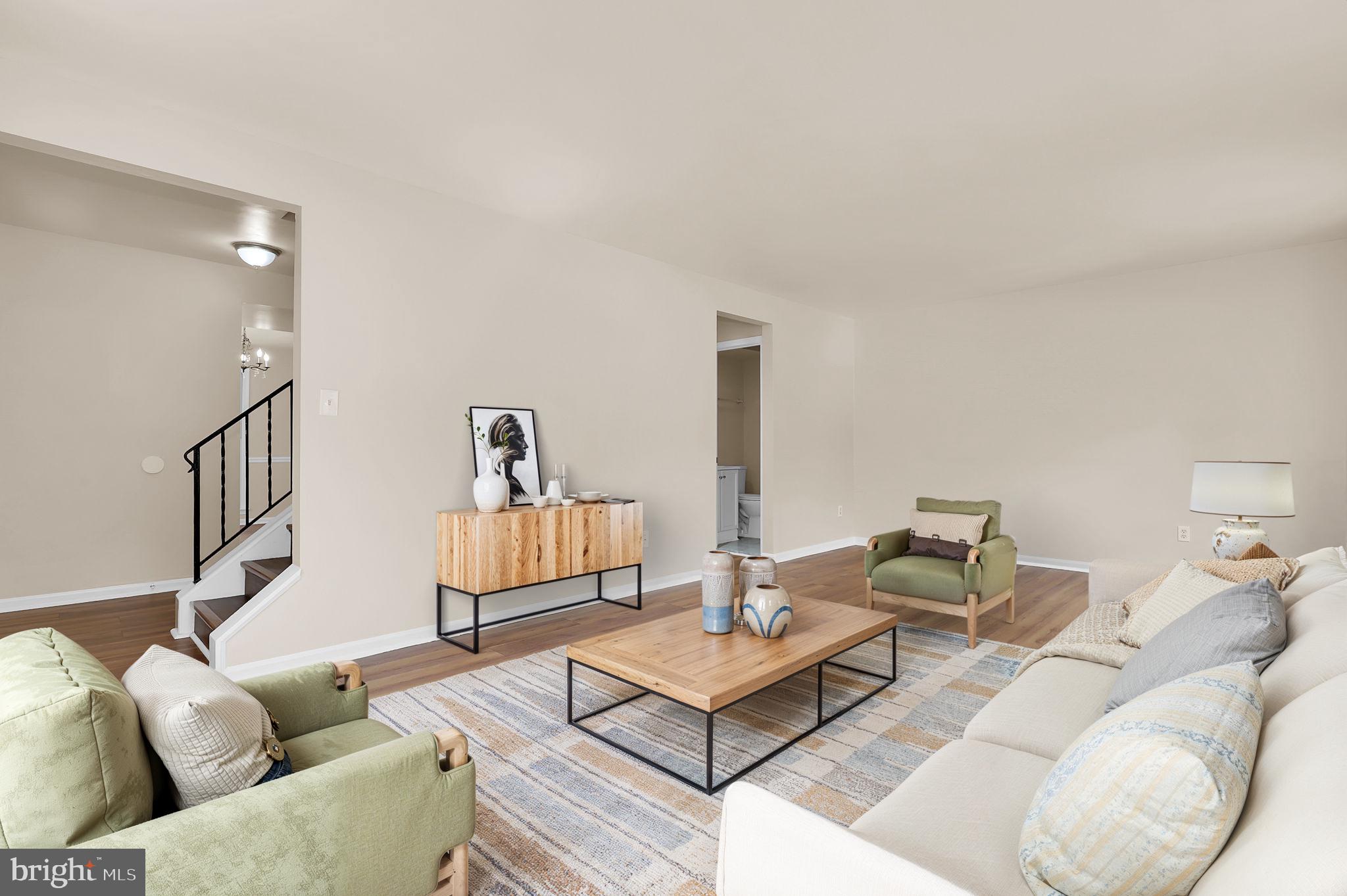 SHADOW OAK - Residential