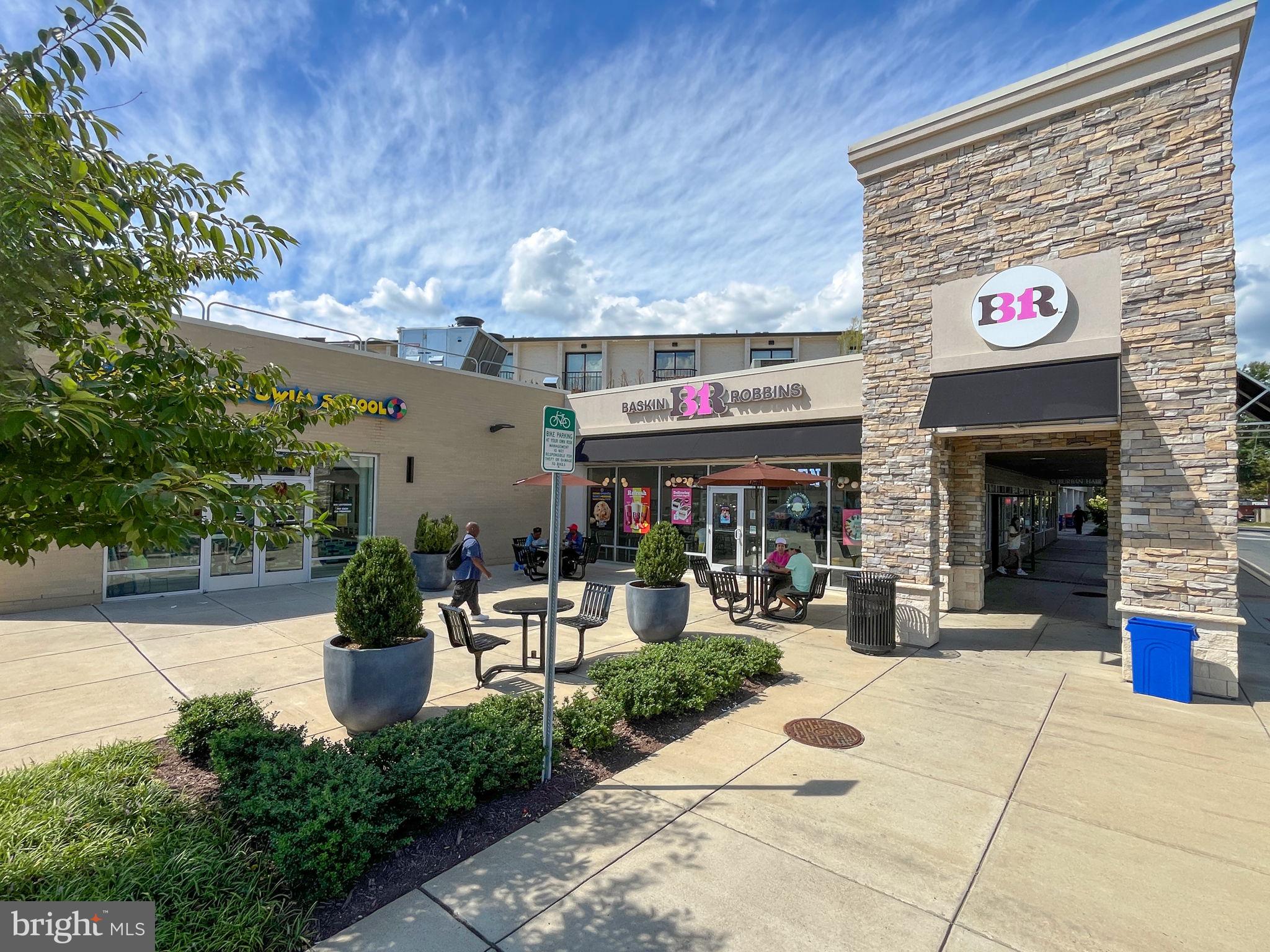 SHADOW OAK - Residential