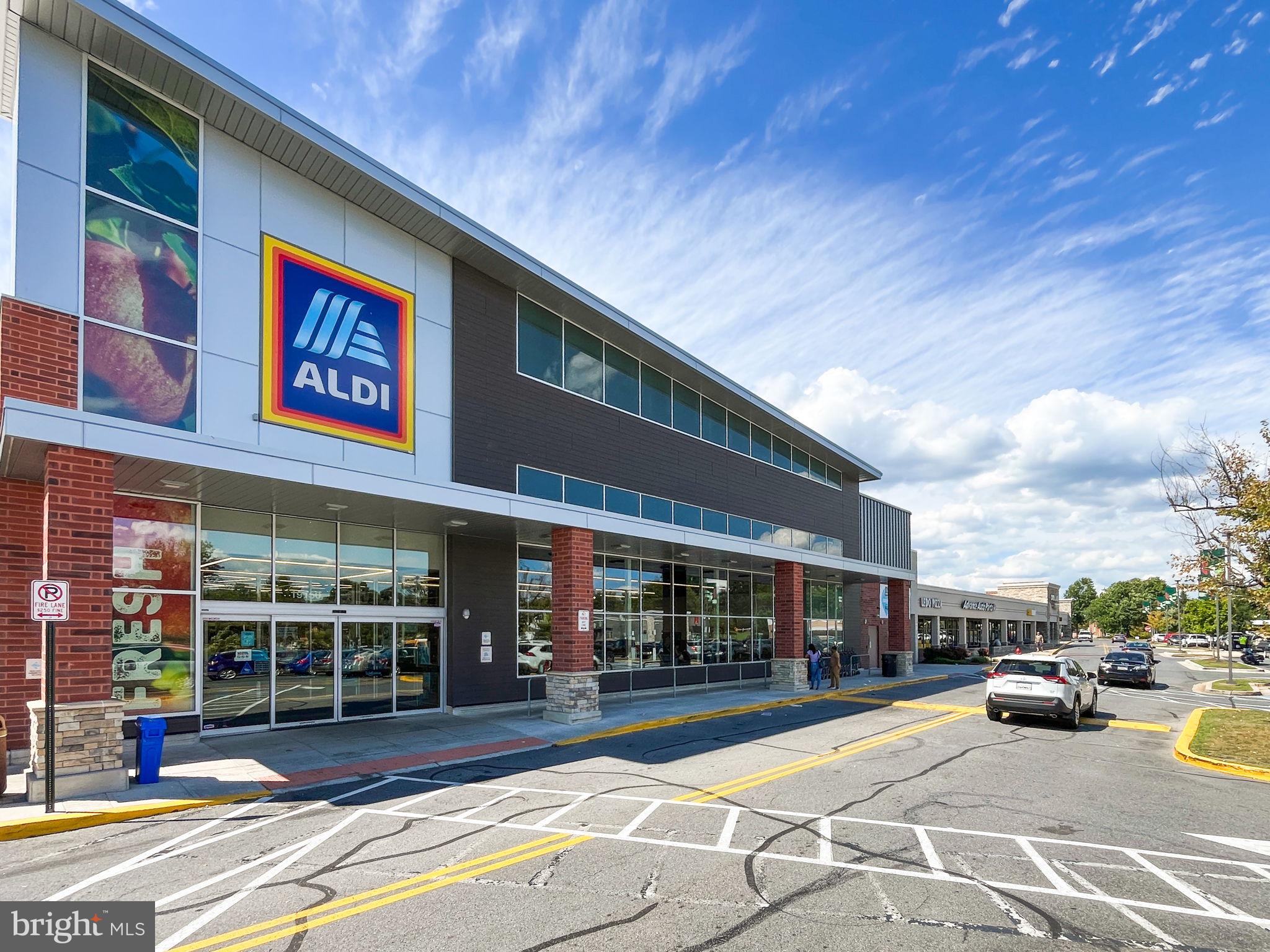 SHADOW OAK - Residential