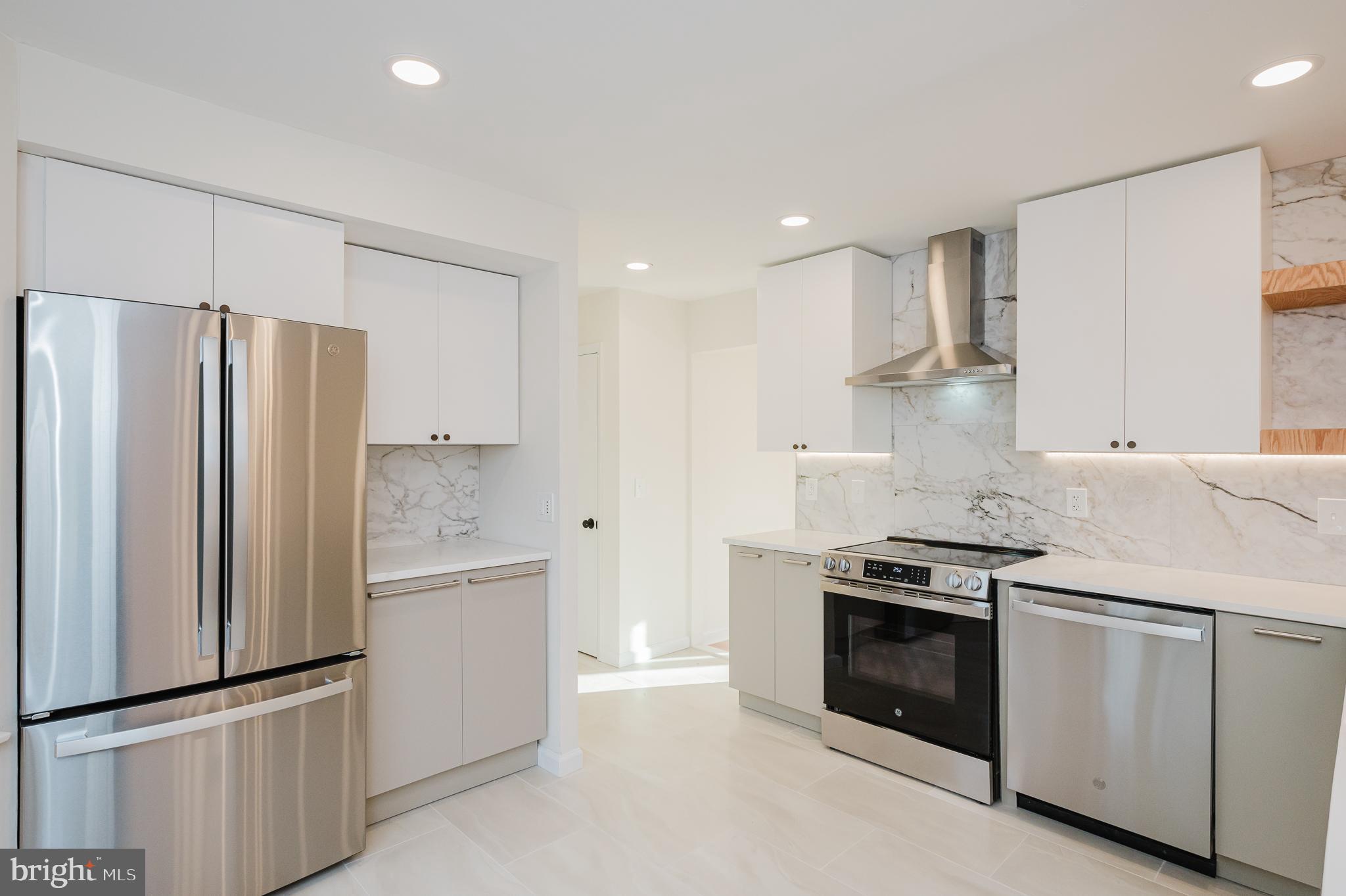 HOMESTEAD VILLAGE - Residential