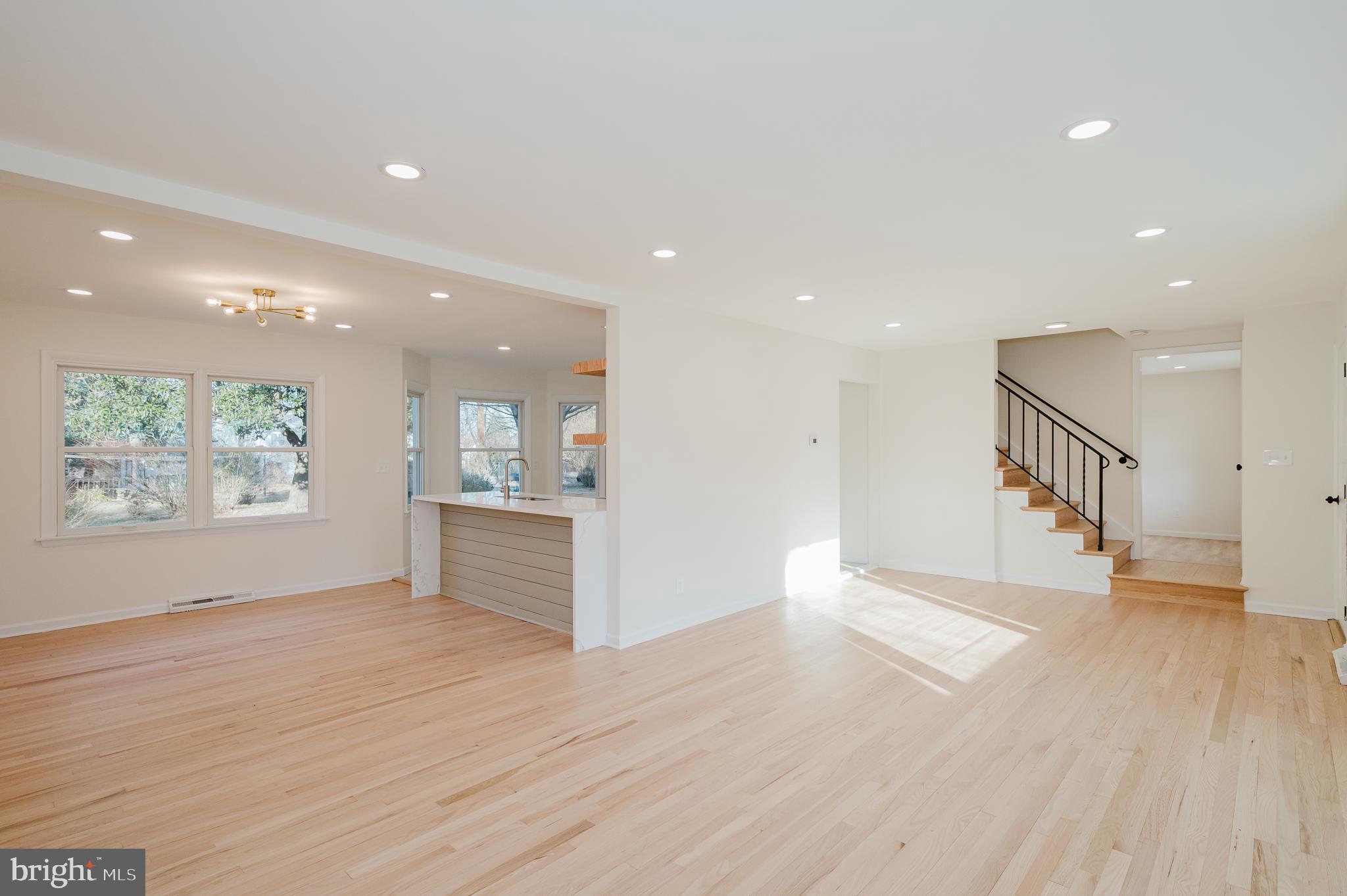 HOMESTEAD VILLAGE - Residential