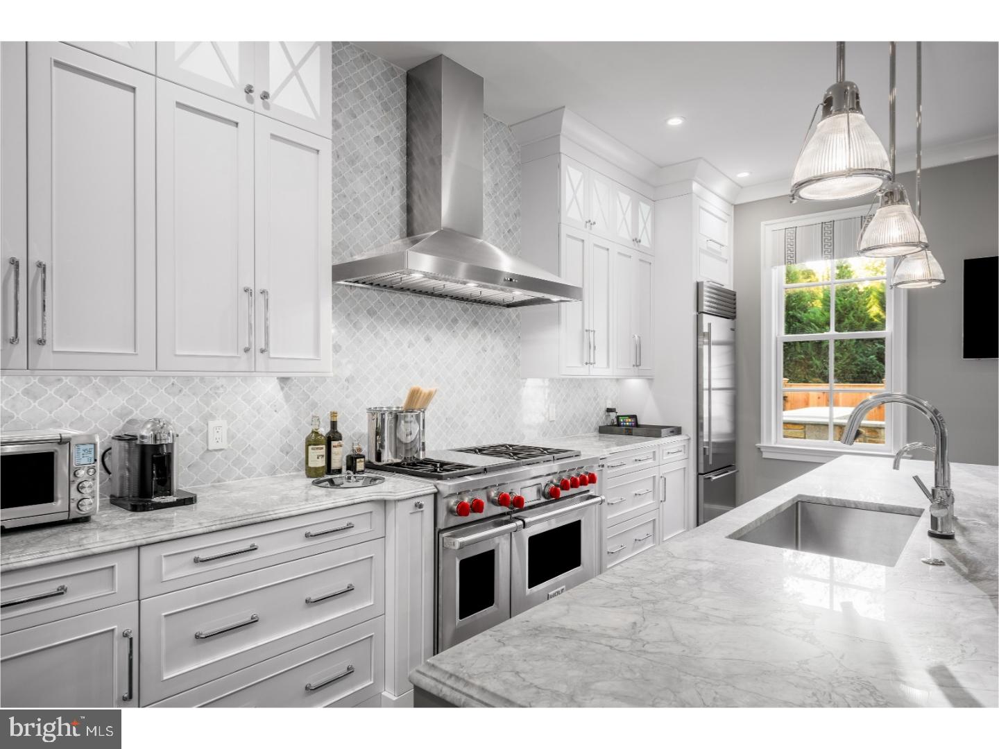 CHESTNUT HILL - Residential