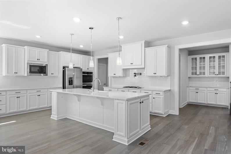 GREYSTONE - Residential