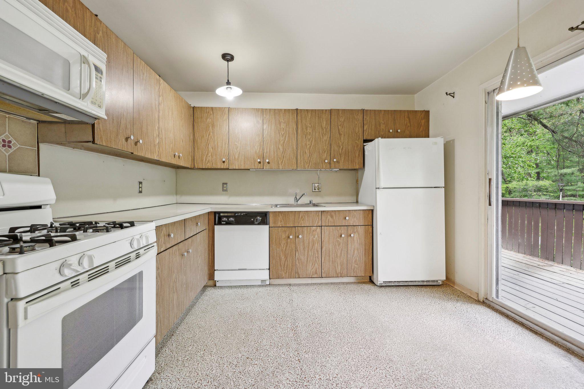 NEW MARK COMMONS - Residential