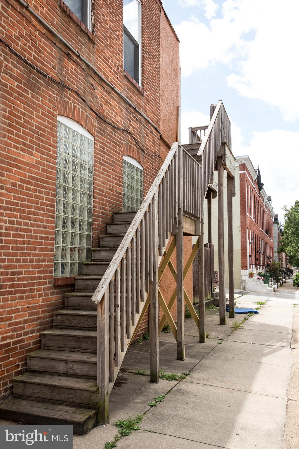 FEDERAL HILL HISTORIC DISTRICT - Residential Lease