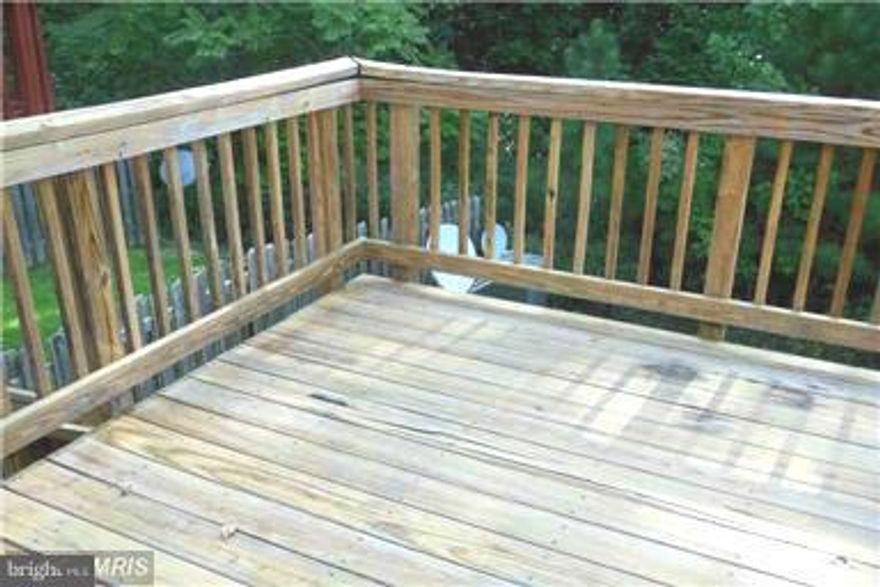 AVAILABLE MAY 1. Perfect location 3 level garage townhouse, right off of I-95. Master bedroom plus 2 more with a beautiful view. Quick and easy commute makes this a perfect rental for your tenant. 2.5 bathrooms, washer (new) & dryer included. Partial fenced yard, freshly cleaned deck! Neutral decor and surrounding trees make this a serene rental!