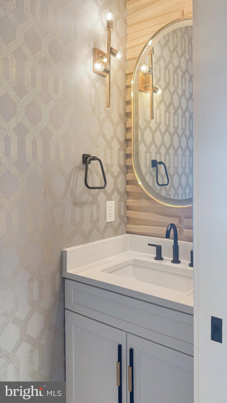 1026 18TH STREET NE PH-6